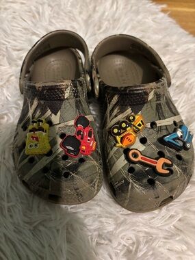 Kids Camo Slip-On Crocs in Olive Green with Charm Pins